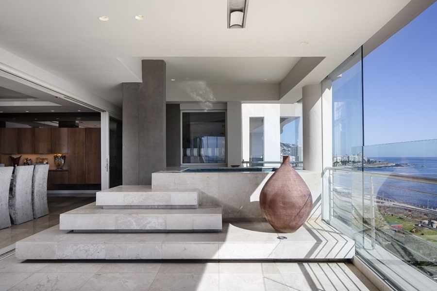 To Let 5 Bedroom Property for Rent in Mouille Point Western Cape